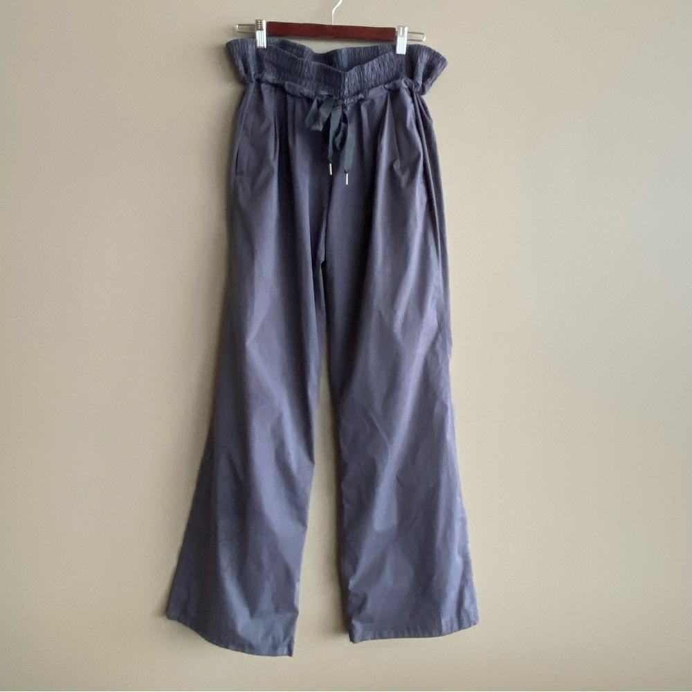 Lululemon athletica Wide Leg High Waisted Studio Pant Grey 12 - Picture 2 of 11